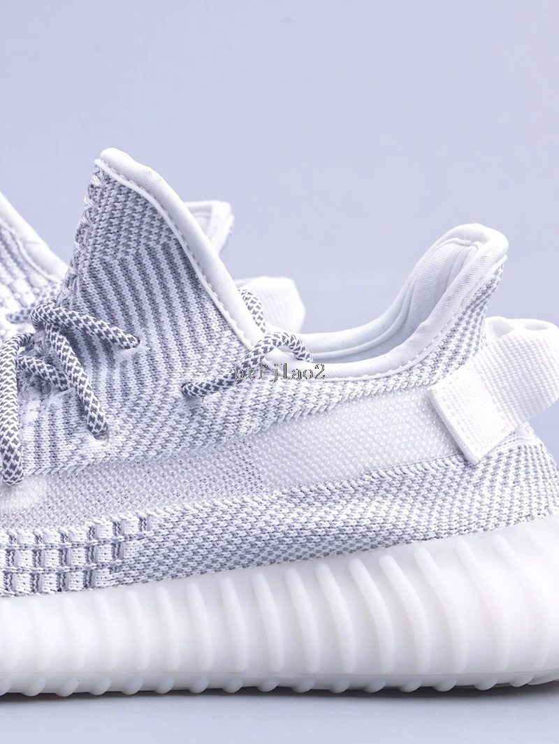 

Original Adidas Yeezy Boost 350 V2 Women White Angel Jogging Shoes Men Comfortable Breathable Sneakers 36-45