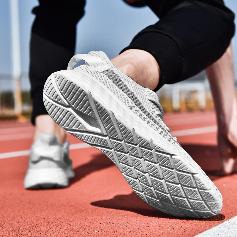Light Man Running Shoes Comfortable Breathable Men's Sneaker Casual Antiskid and Wear-resistant Jogging Men Big Size Sport Shoes