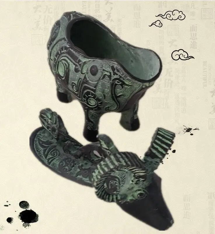 

Ancient Chinese bronzes, goats' Vintage cups, handicraft ornaments, antiques Collectibles