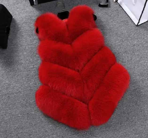 

Детская осенне-зимняя безрукавка из искусственного меха с кроличьими ушками