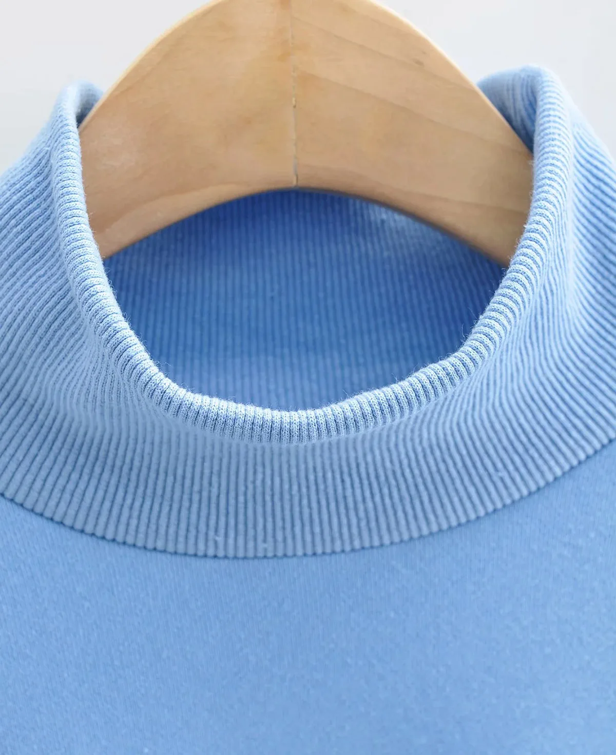 

2021 Autumn Winter Casual Big Pocket Hoodies for Women Clothing Elegant Solid Color Turtleneck Oversize Sweatshirt Female
