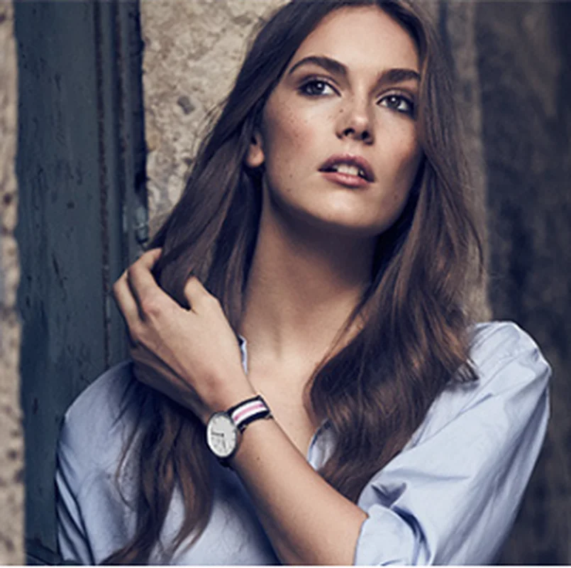 Классические Полосатые нейлоновые часы унисекс с ремешком Лидирующий бренд