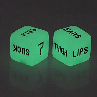 2 PCS Noctilucent Funny Sex Dice Romance Love Humour Party Gambling Adult Games Sex Toys Erotic Craps Pipe For Couples - Цвет: A