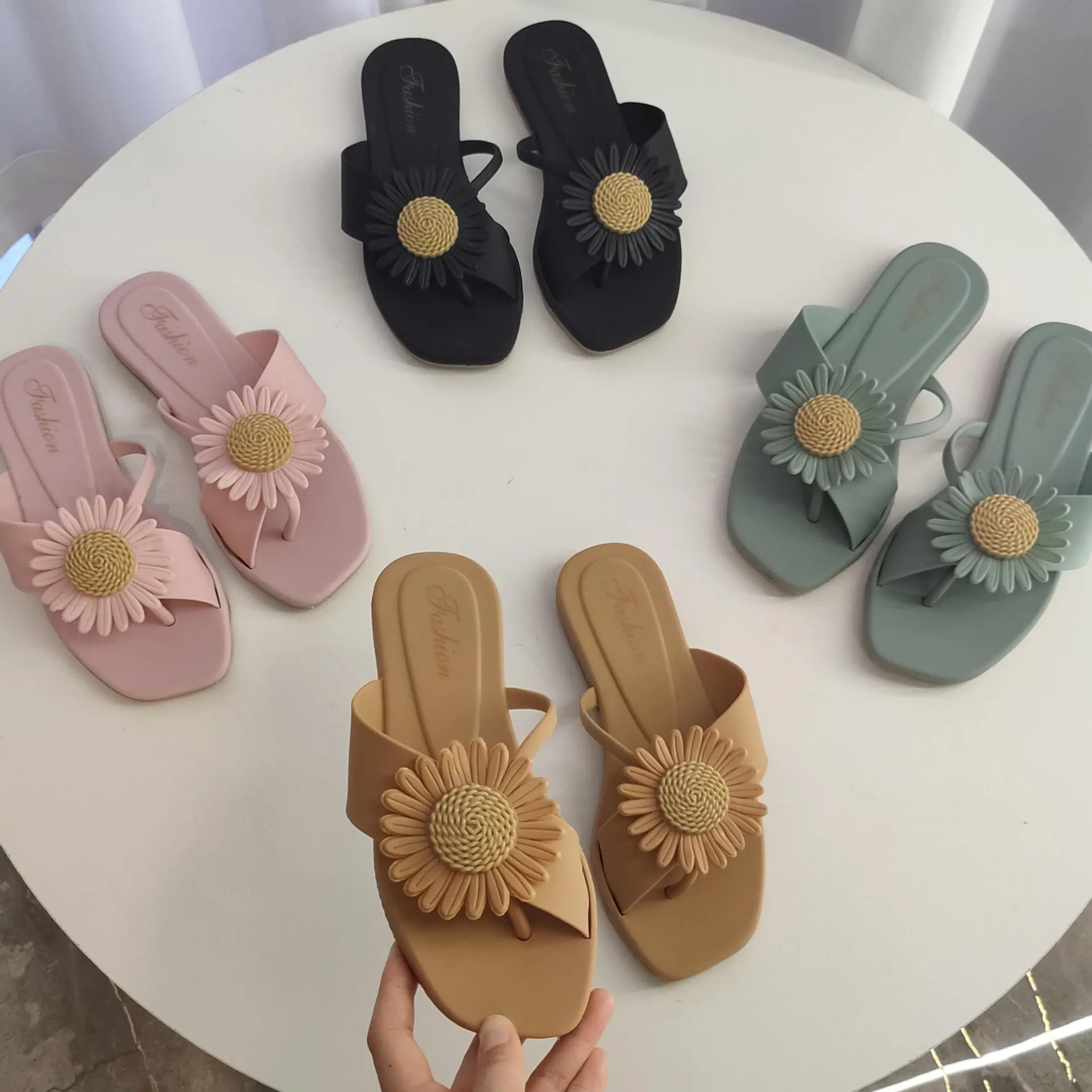 

Slippers Casual Shoes Slides Luxury Flat Soft PVC Fabric Basic Rome PU Sweet Scandals Leisure Shoes Woman 2021 Slippers Soft Lux