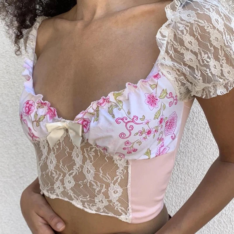 

Милая Фея Милая футболка y2k, цветочный кружевной лоскутный кроп-топ с пышными рукавами и глубоким вырезом, элегантные женские винтажные фут...