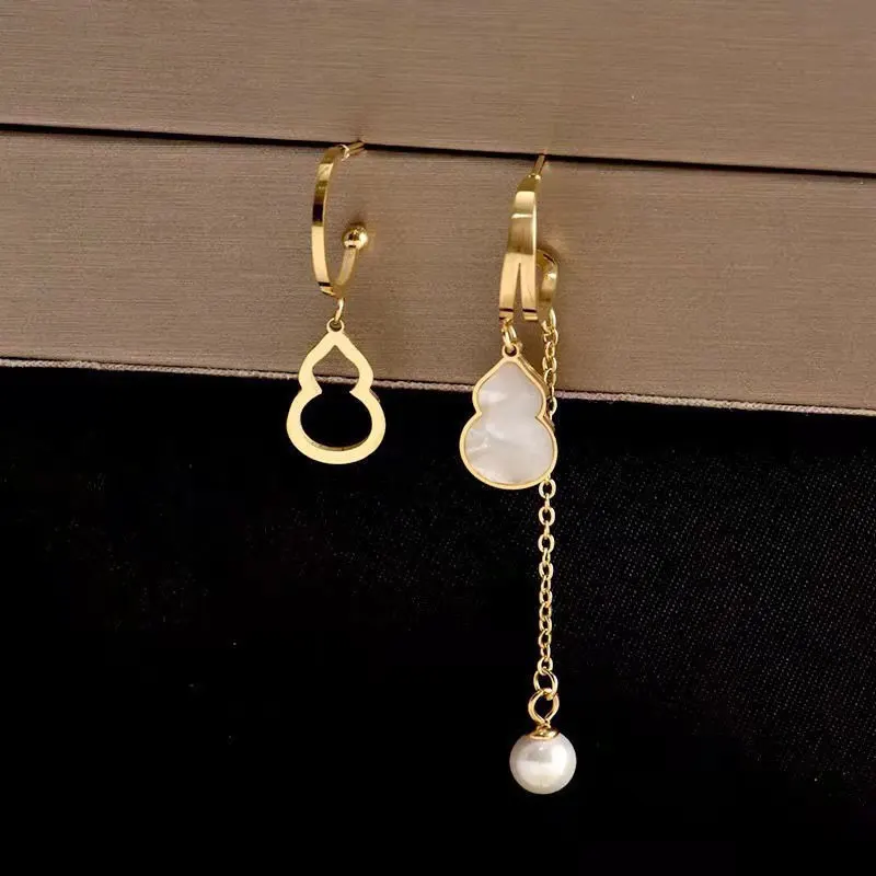 

U-Magical Statement Asymmetric Gold Gourd Pearl Long Tassel Dangle Earrings for Women Hollow Metal Earrings Pendientes Jwellery