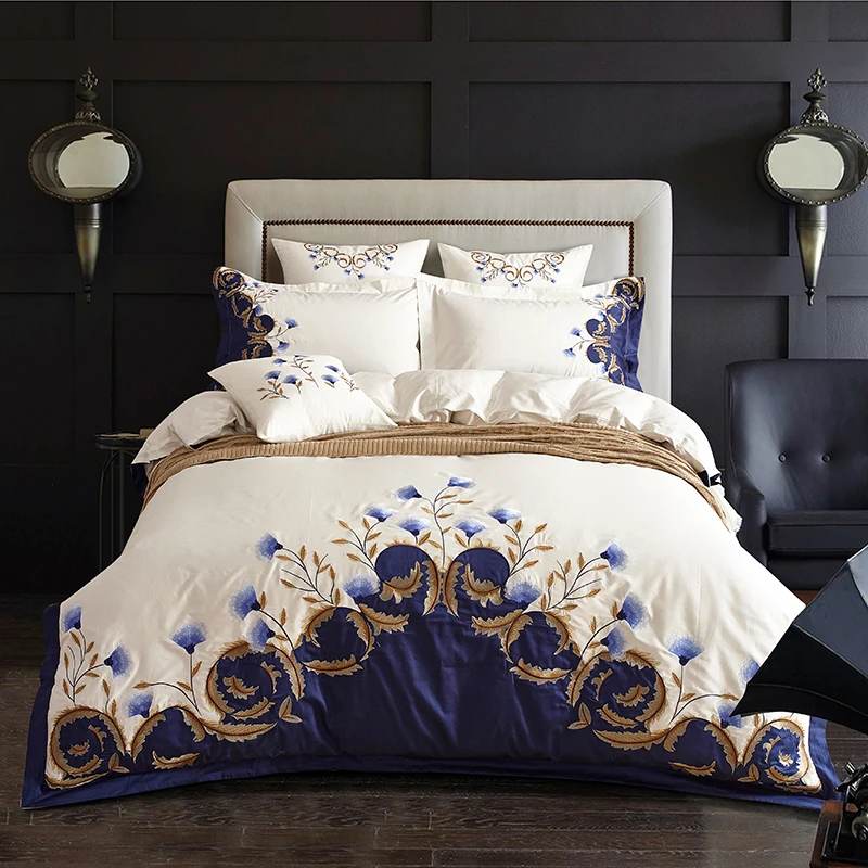 barato Eua Rei Rainha Tamanho Chique Bordado Branco Azul Luxo Conjunto De Cama 60s Algodão Egípcio Conjunto Folha Capa Edredão Fronha