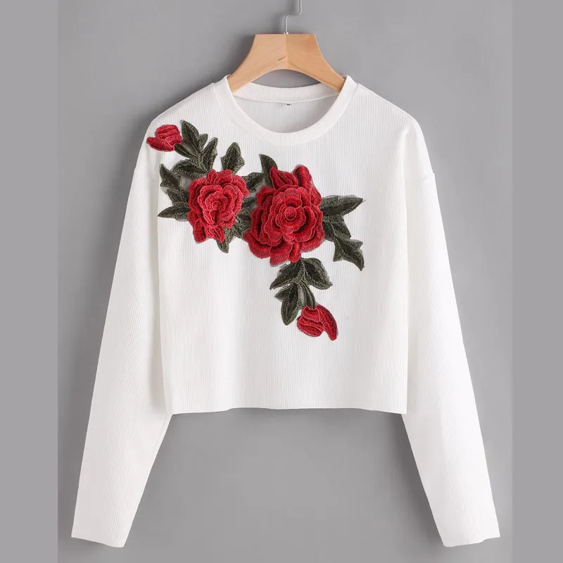 Цветочный розовый укороченный топ с вышивкой футболка длинным рукавом женская