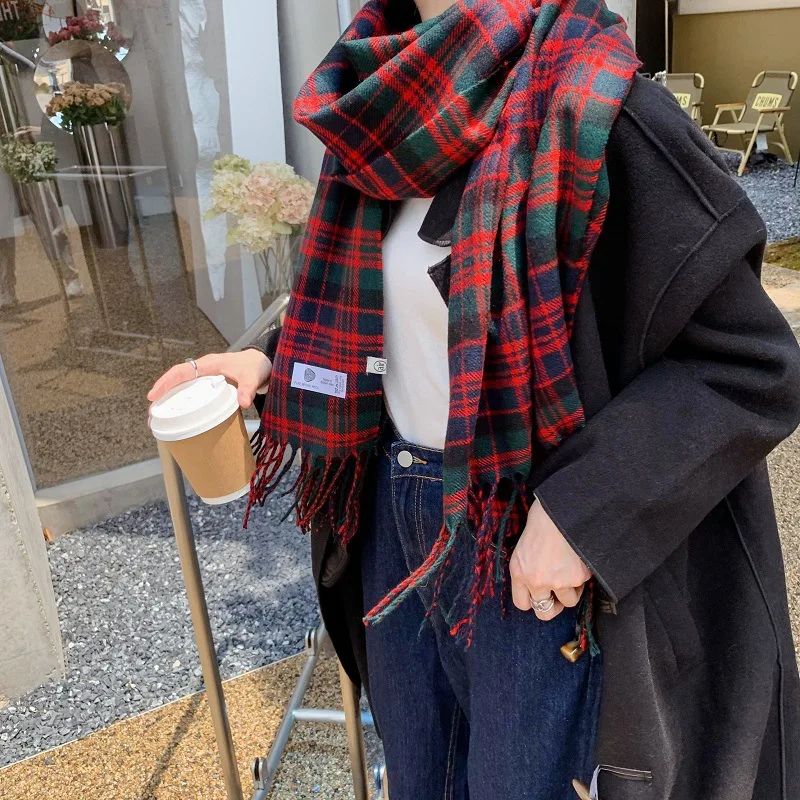 

Japanese Chao Gentle Girl Red and Green Double-sided Plaid Cashmere Scarf New Warmth Big Shawl In Autumn and Winter Present