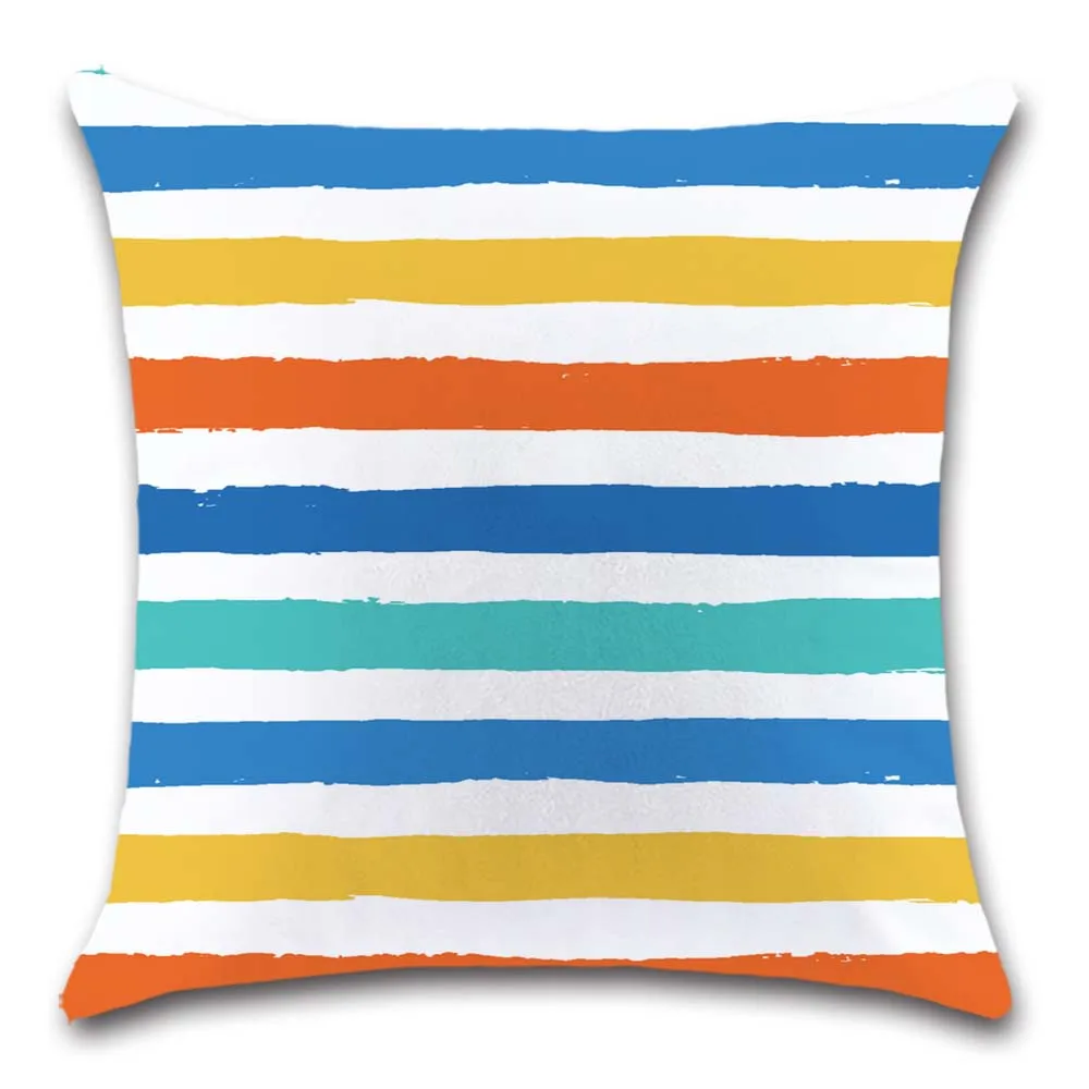 Наволочка с разноцветным рисунком в красно-синюю полоску белыми волнами