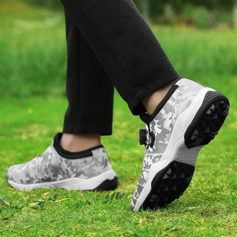 Men's Golf Shoes Couple Professional Golf Sneakers Men's Large Size Golf Sneakers Grass Non-slip Golf Walking Shoes Size 35-47