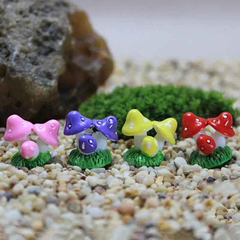 

Red Mini Mushroom DIY Dollhouse Resin Crafts Fairy Garden Miniatures Garden Ornament Terrarium Figurines Decor Decoration