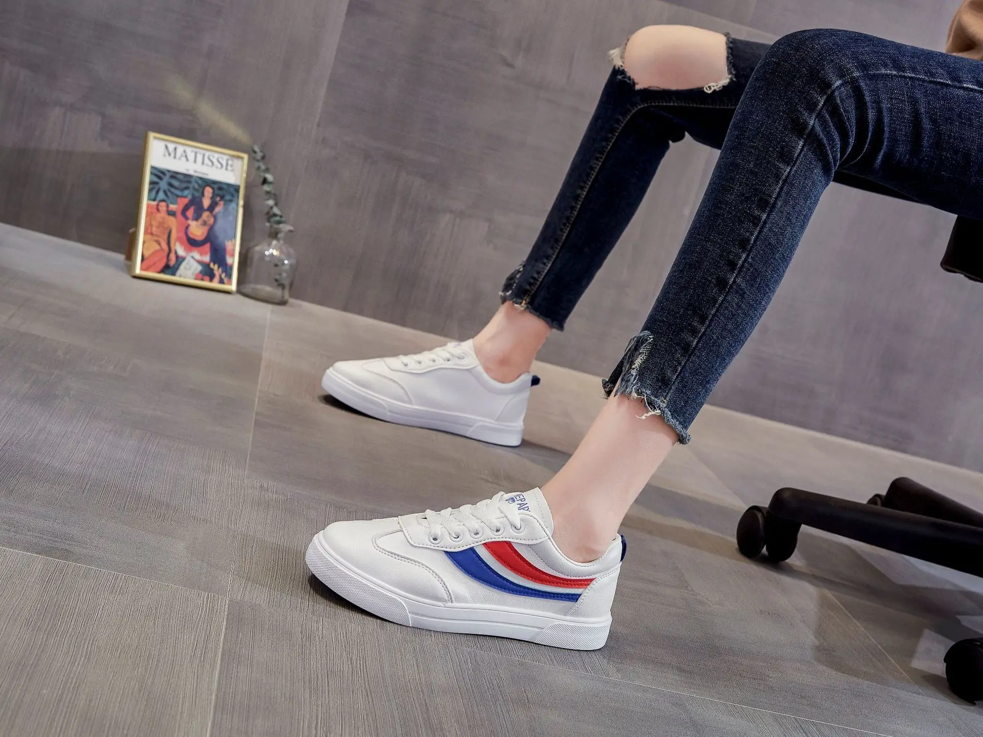 

2021 new women's sports shoes mesh casual shoes outdoor women running shoes fashion women board shoes all-match women sneakers