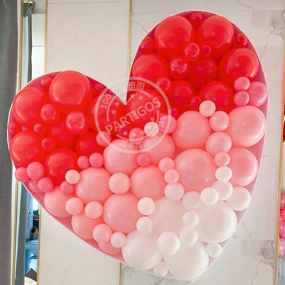 Большая мозаичная рамка для воздушных шаров сделай сам в виде сердца |