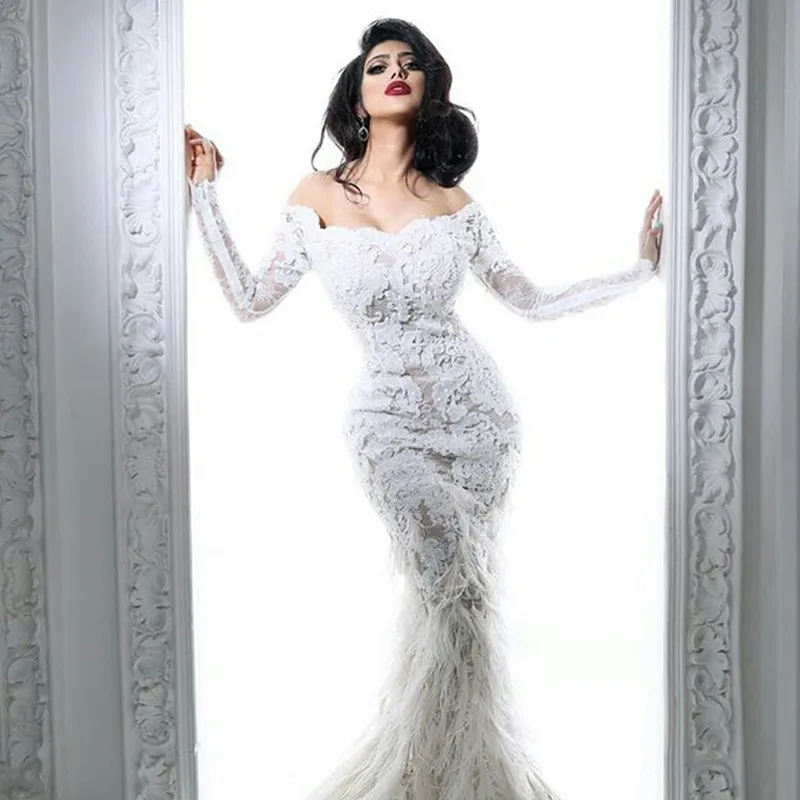 ROBE DE MARIAGE ДЛЯ ШЕИ НОВЕЫЙ АРАБСКИЙ ДЛИННЫЙ РУКАВ РЫБЬИЙ ХВОСТ С КРОХОТНОЙ КАРМАШОНКОЙ И СЛОЕМ ПЕРА БРОШЬЮРА СВАДЕБНЫЕ ПЛАТЬЯ.