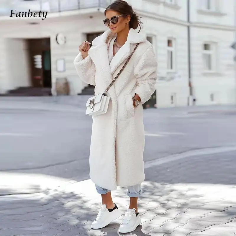

Coats & Jackets
