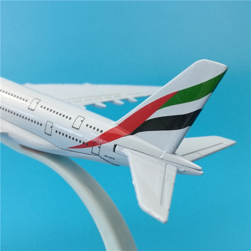 

16cm Airplane Model Airbus A380 Emirates Airlines Simulation Metal Diecast Alloy Plane Kids Toys
