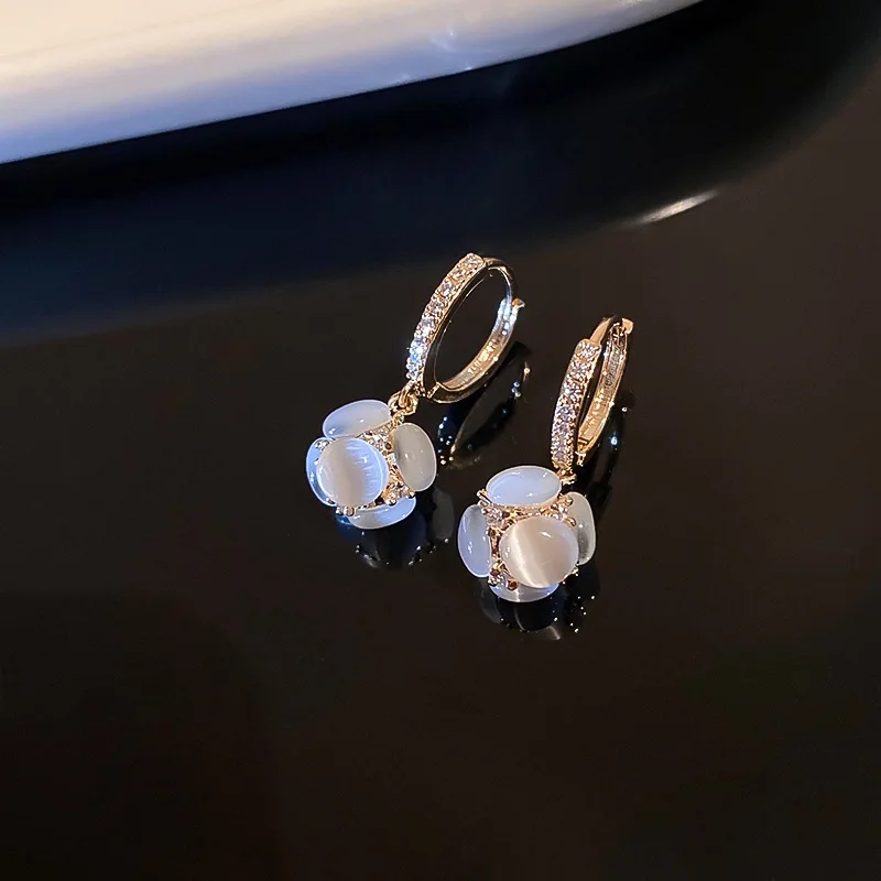 

2021 New Korean Fashion Jewelry for Woman Gift Dangle Pearl Statement Christmas Earrings Bling Luxury Wholesale