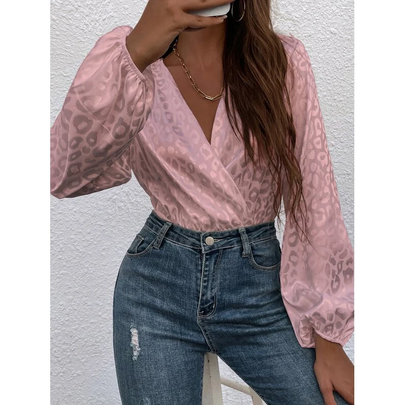 Женское жаккардовое боди с длинными рукавами-фонариками и леопардовым принтом |