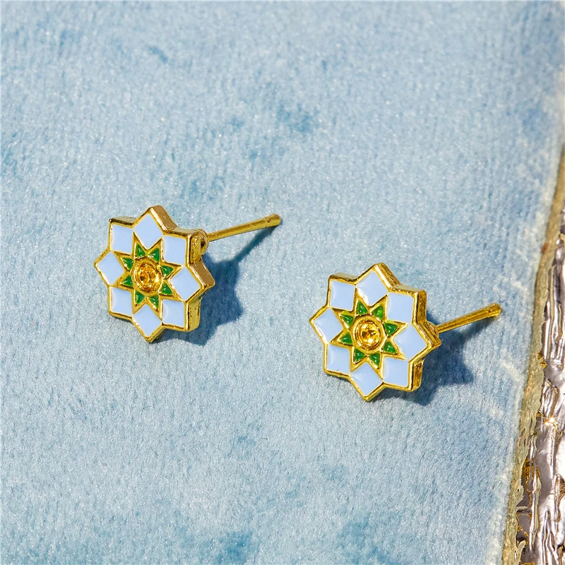 

Fashion and elegant flower zircon earrings women's temperament romantic noble banquet accessories charm holiday gifts wholesale