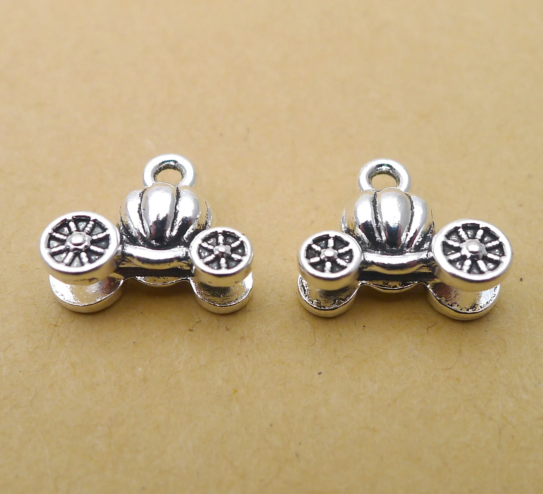 

Charm for making jewelry 10pcs 12x13mm antique silver color pumpkin car charms