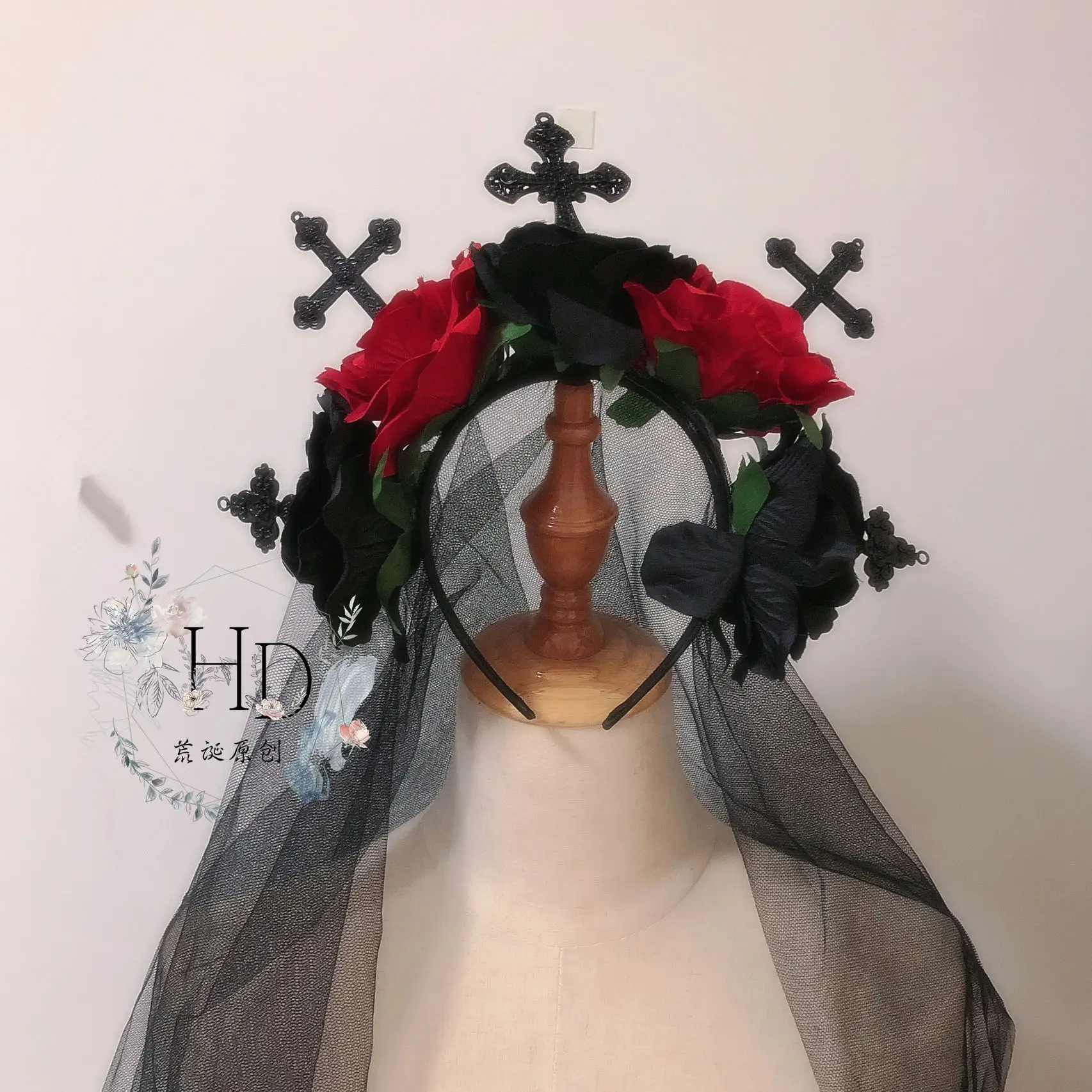 

Lolita Halo Virgin Gorgeous Chain Hair crown Hair Accessories Cosplay Women Dark Halloween Red Black Rose Cross Headdress