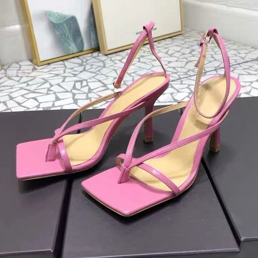 Женские сандалии с ремешком на щиколотке летние модные тапочки гладиаторы