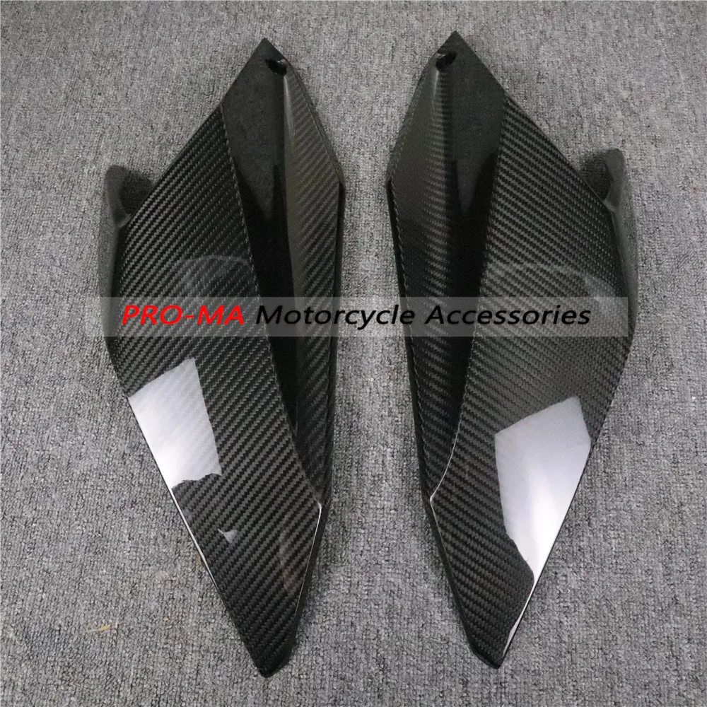 

Motorcycle Side panels under the fuel tank in Carbon Fiber For KTM 1290 SuperDuke 2017 2018 2019 Twill glossy weave