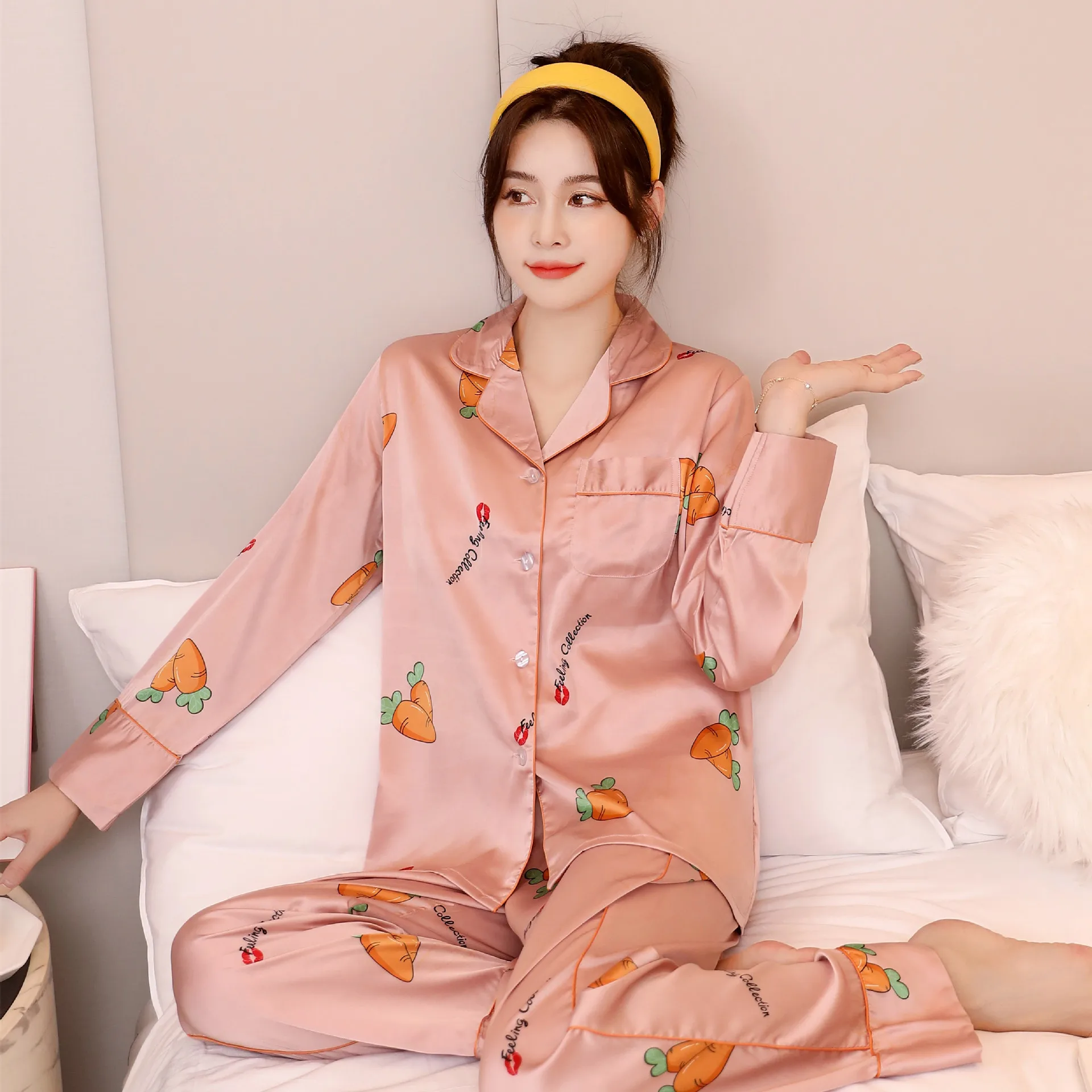 

2020 Spring Autumn New Women Printed Simple Style Pajamas Set Ladies Comfort Rayon Long Sleeve Loose Homewear For Femme