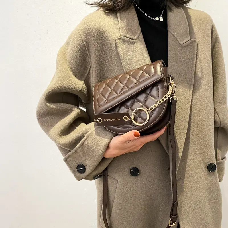 

Designer Lingge Luxury Fashion Women Mini Saddle Crossbody Shoulder Bags Chain PU Leather Handbags for Ladies Trending