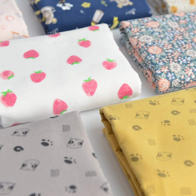 Детская фланелевая ткань из чистого хлопка и бархата с мультяшным цветочным