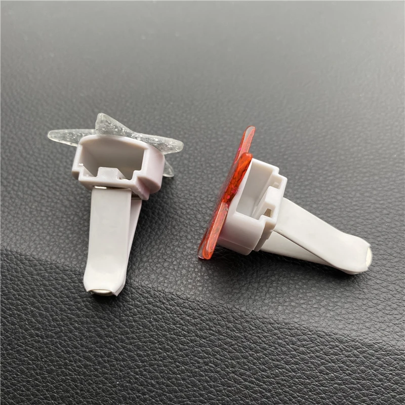 

3 pcs A set of sequins, rabbit love, five star car, air conditioner, air outlet, perfume clip, color cartoon, car decoration.