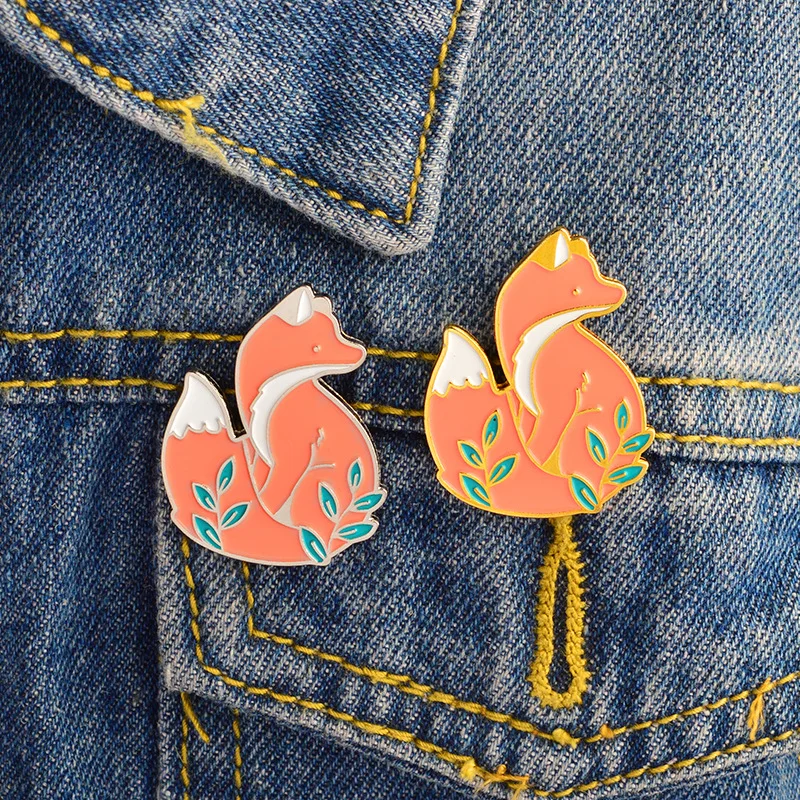 

Free Wings Cartoon Cute Animal Fox Pins Brooch Denim Jacket Coat Cap Backpack Buckle Shirt Badge Fashion Gift for Friends