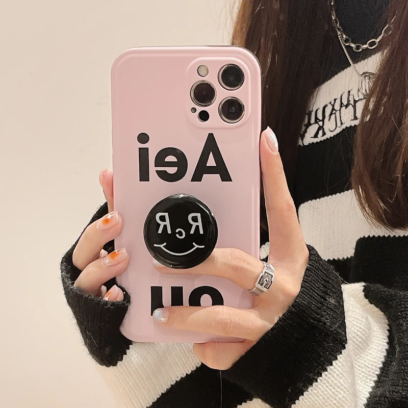 

Korea Funny Cute Cartoon Smile Bracket Phone Case For iPhone 11 12 13 Pro Xs Max X Xr 7 8 Plus Cases New Year Gift Cover