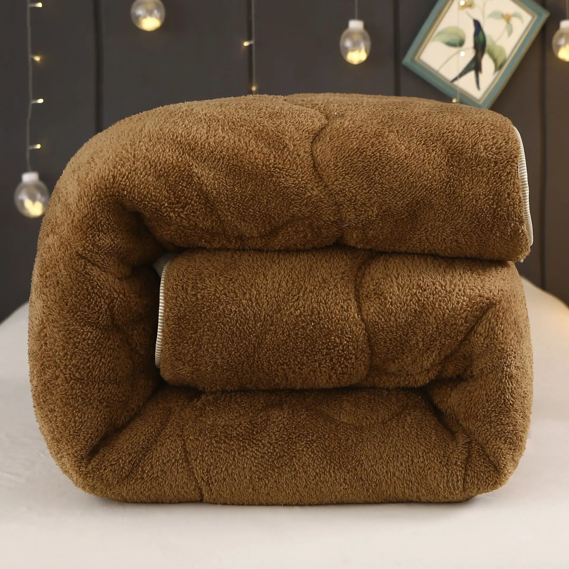 

Thicken Winter Comforter Imitate lambs wool Warm bed duvet camoFleece quilt AB side camel patchwork quilts home textile flannel