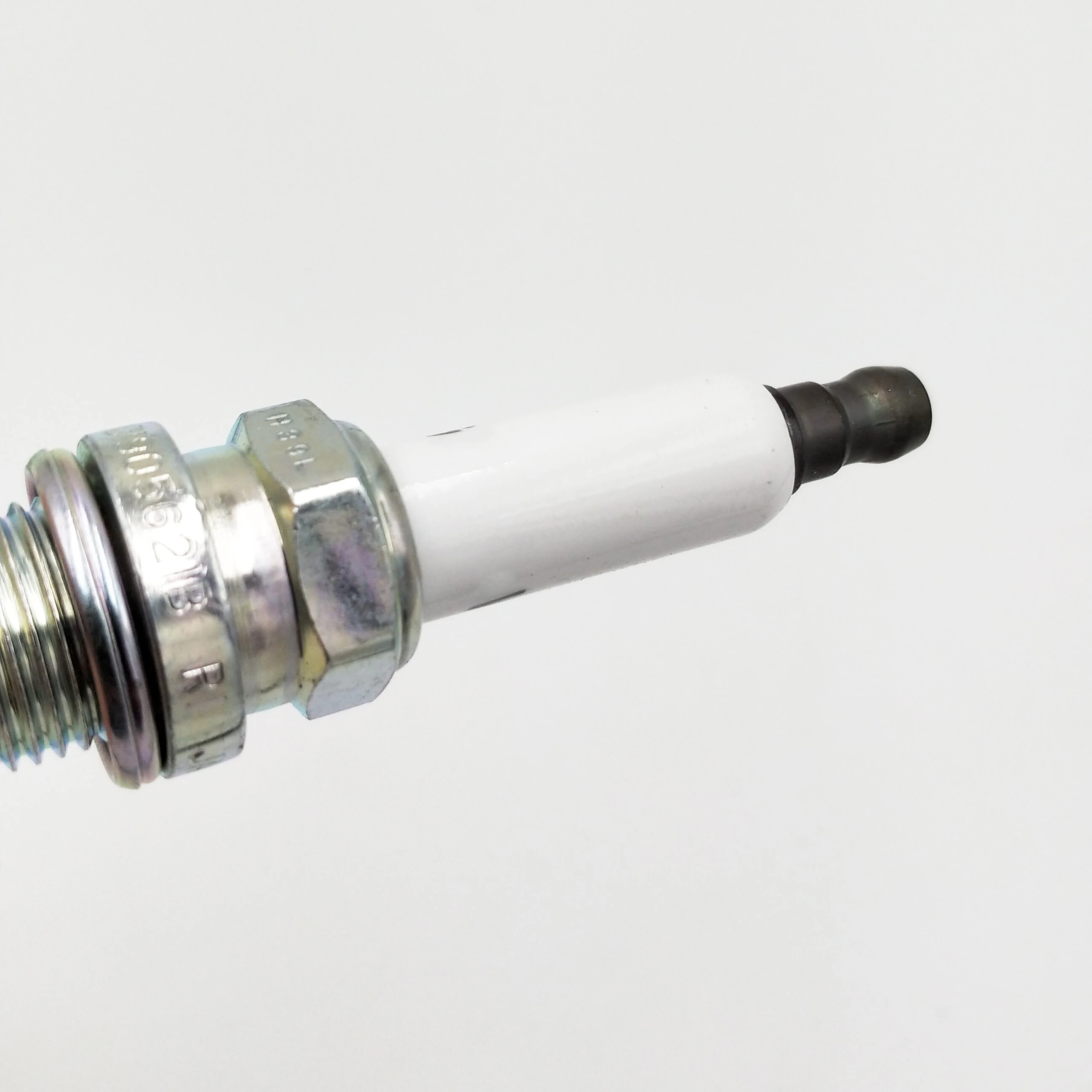 4/8 шт. иридий PFR6WTG 101905621B PFR6W-TG свечи зажигания для Audi A5 A6 A8 Q7 4.0L