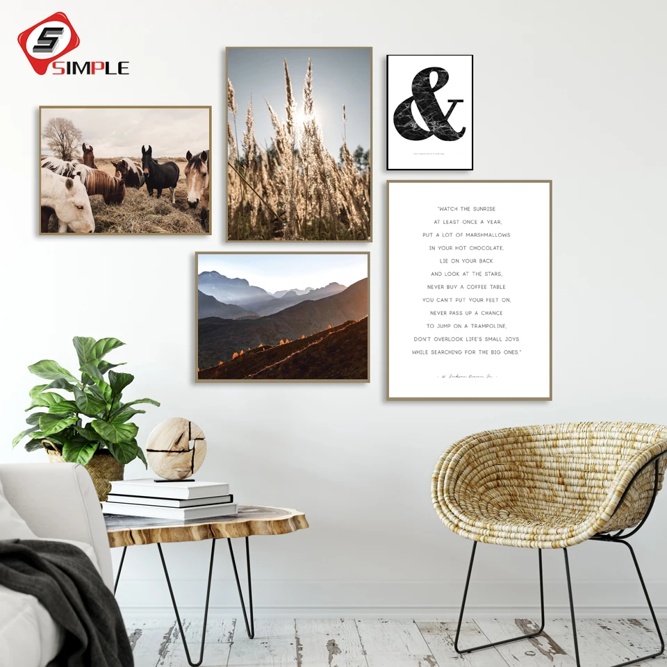 Плакат в скандинавском стиле лошадь трава горы цитата пейзаж скандинавский
