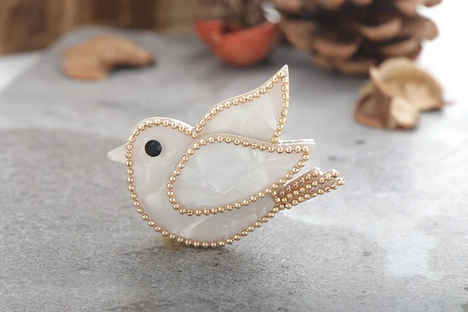 Blucome белые акриловые Счастливые птицы Dove Броши для женщин и мужчин круглые бусины животное ткань аксессуары ошейник для отворота хиджаба булавки значок