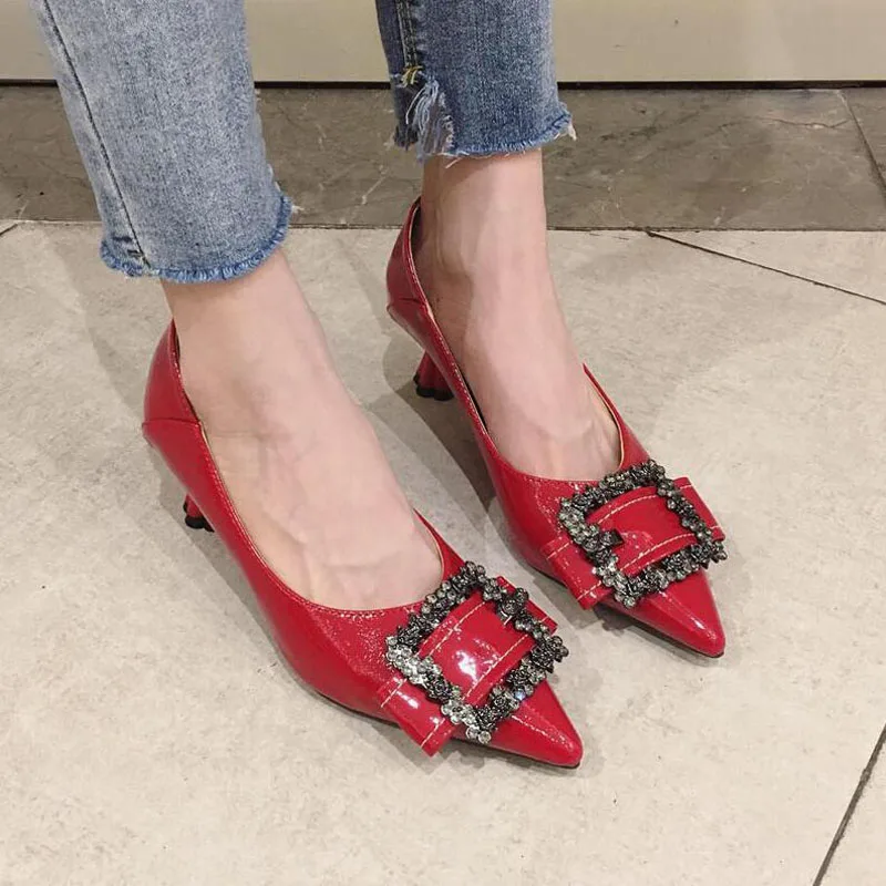 

New 2020 Hot Sale Dress Shoes Woman Pointed Toe Bride Shoes Women Crystal Kitten's Heels Sexy Pumps Prom Wedding Shoes Ylm4-21