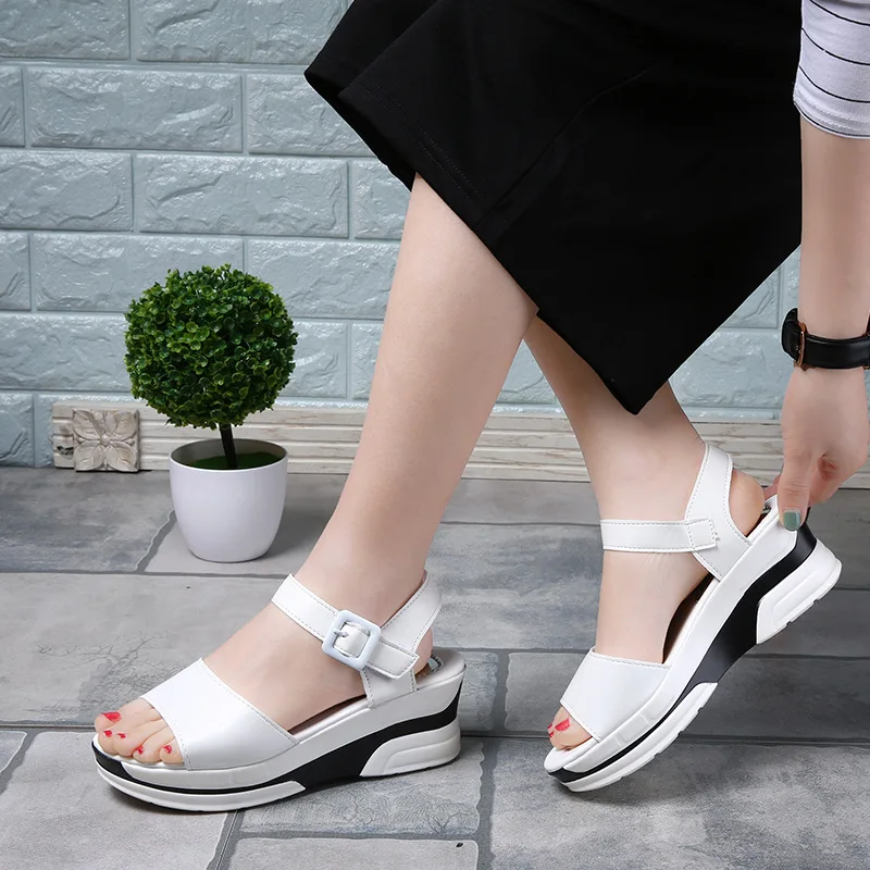 

2020 summer new sandals tide waterproof platform wild student shoes wedge flat cake with thick bottom women sandals