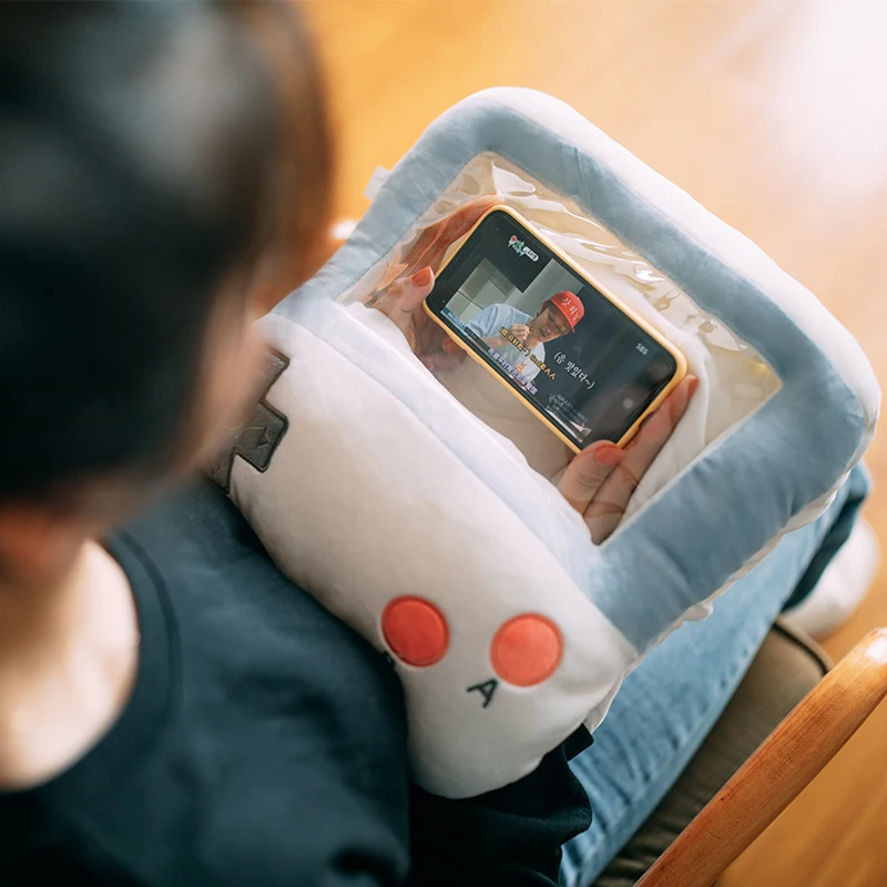 

New Style Phone Pillow Comfortable Blue Pink Pillow PVC Transparent Warm Hands Play Game Girl Boy Office Bedroom Nap Mobile