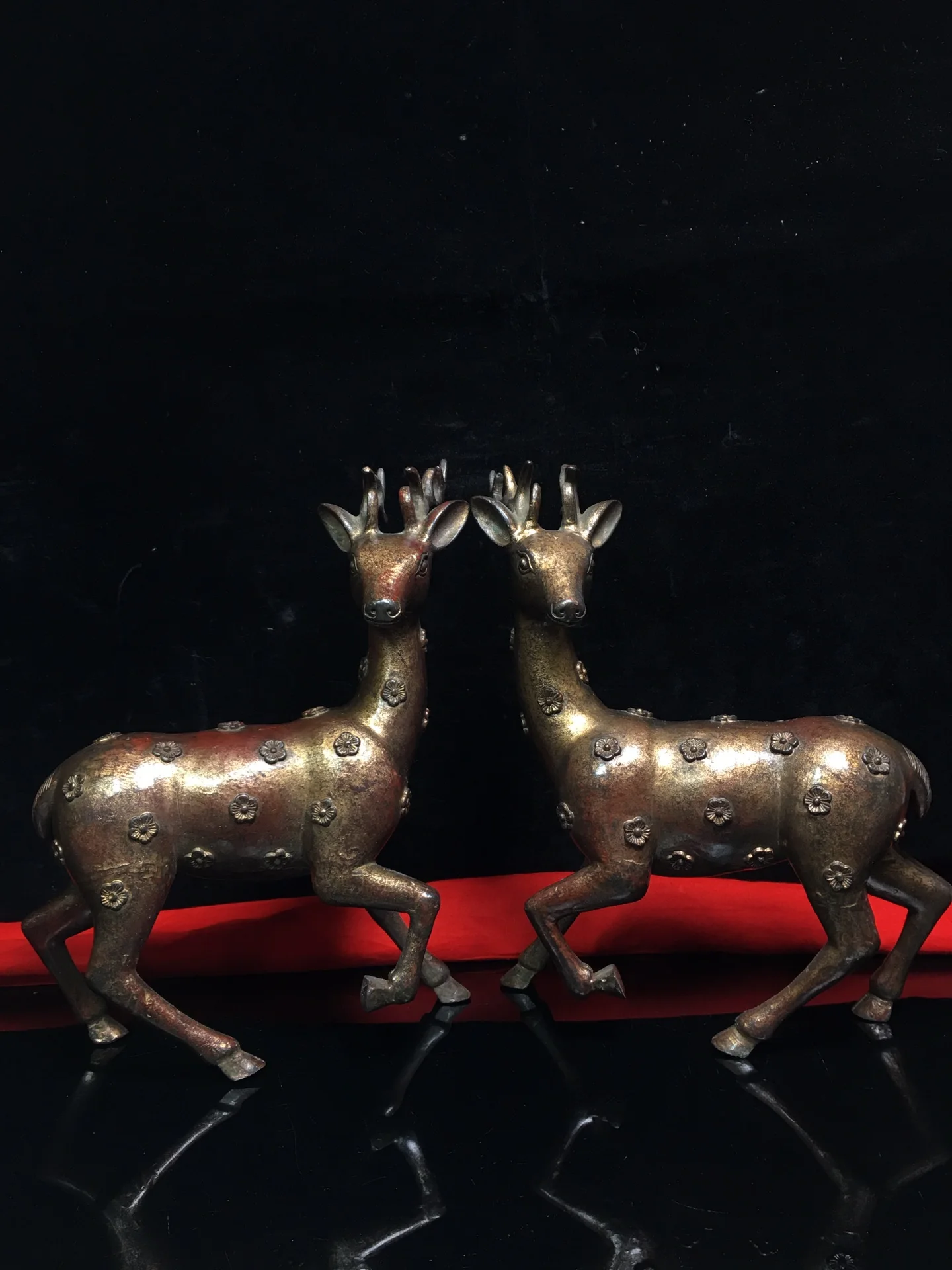 

Home Decor 11"Tibet temple Bronze Cinnabar Lacquer Sika deer statue A pair Town House Exorcism Ward off evil spirits