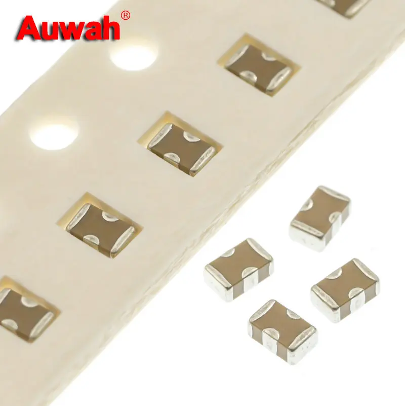 10 шт. 0805 220pF 50 в 0.7A 2012 SMD Трехконтактный фильтр конденсатор NFM21CC221R1H3D EMI статический