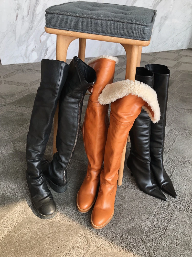 Женские универсальные ботфорты утепленные замшевые сапоги на среднем массивном