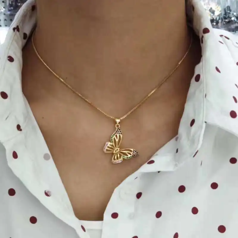 Женское богемное ожерелье с подвеской-бабочкой уникальным кристаллом |