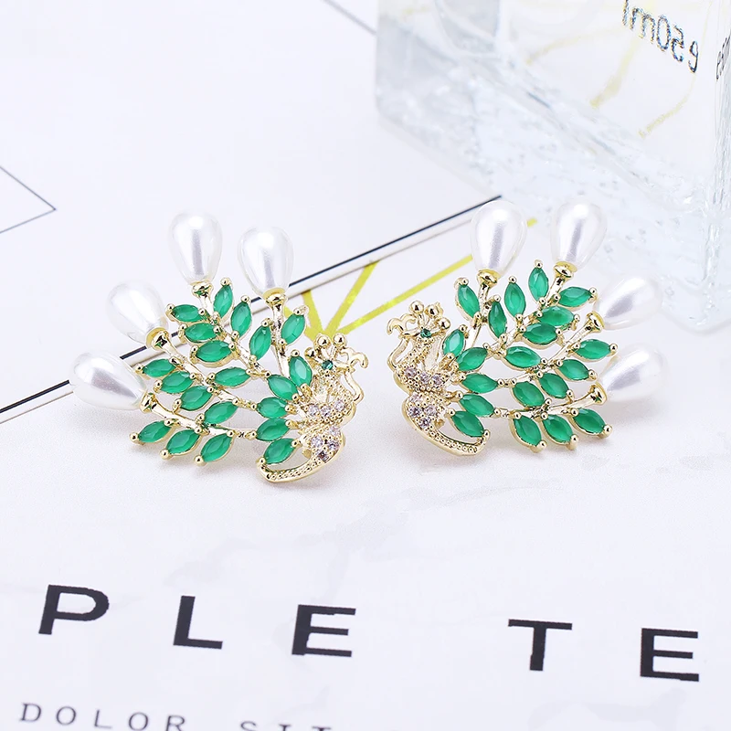 Изысканные роскошные женские серьги-гвоздики с павлином и имитацией жемчуга для