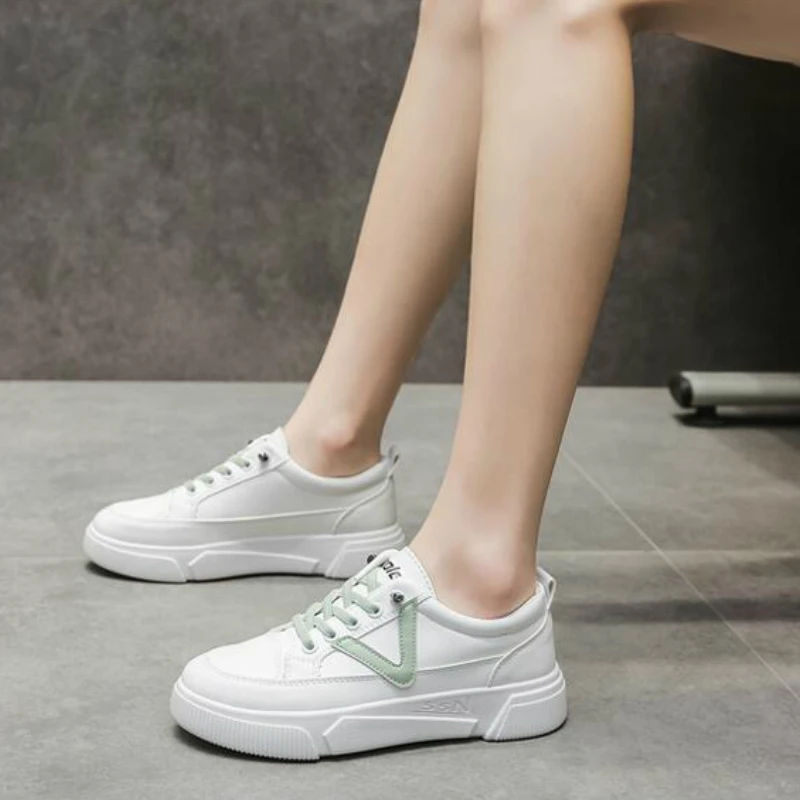 Кроссовки женские на плоской платформе повседневные лоферы шнуровке дышащие без