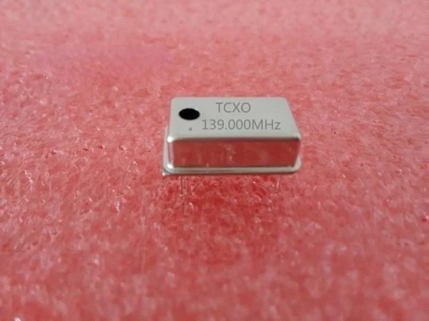 

High Precision Temperature Compensated Crystal Oscillator TCXO 139MHZ Plus or Minus 0.1ppm, Compensated Crystal Oscillator139mhz