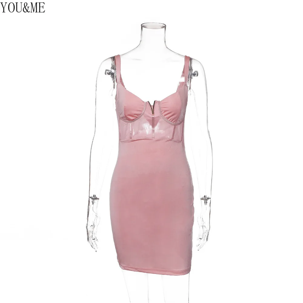 Женское Бандажное платье черное облегающее из вискозы с сетчатой вставкой для