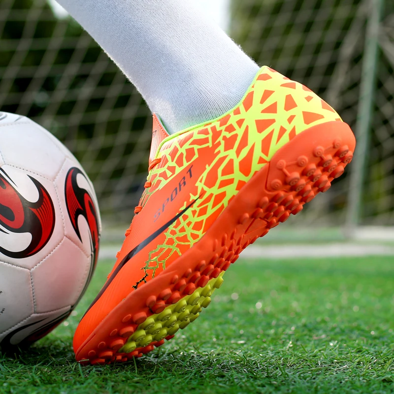Men's and women's soccer shoes long nails broken lightweight comfortable indoor | Спорт и развлечения